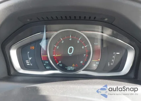 2015 Volvo Xc60 T5 Premier Plus из США, поврежденный, VIN YV440MDC6F2589658